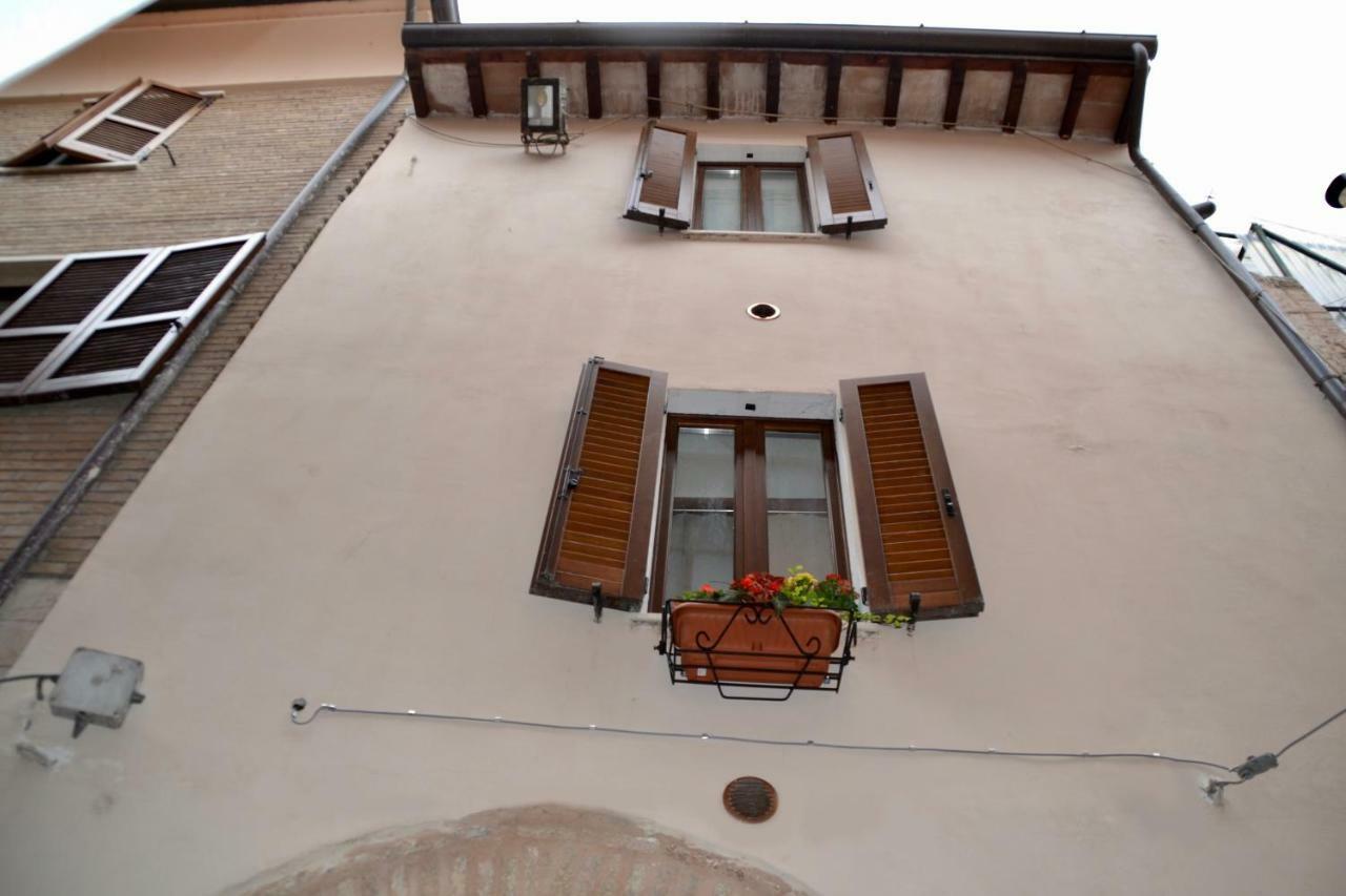 Villa TorreCielo à Foligno Extérieur photo